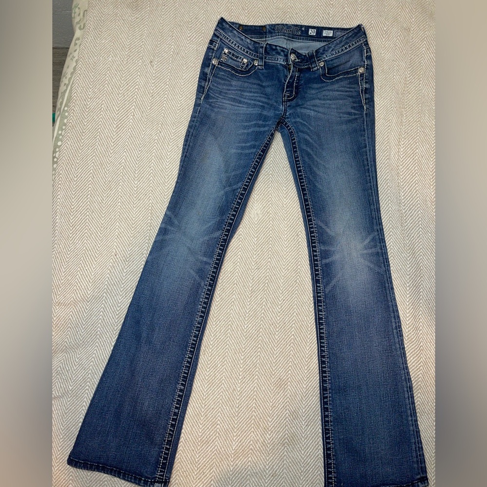 size 29 low rise Miss Me jeans